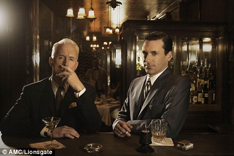 article-2080397-0D4FAB98000005DC-151_468x313